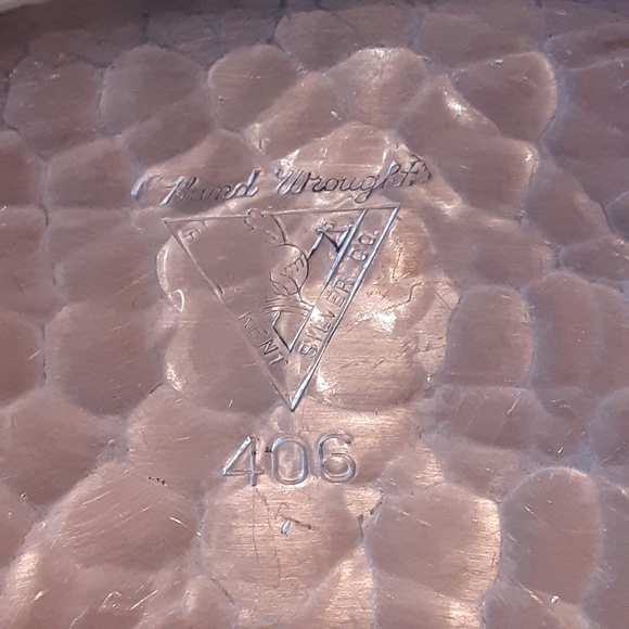 Rodney Kent Silver Co., Hand Wrought, Aluminum Tray, Tulips, Vintage - Picture 3 of 6